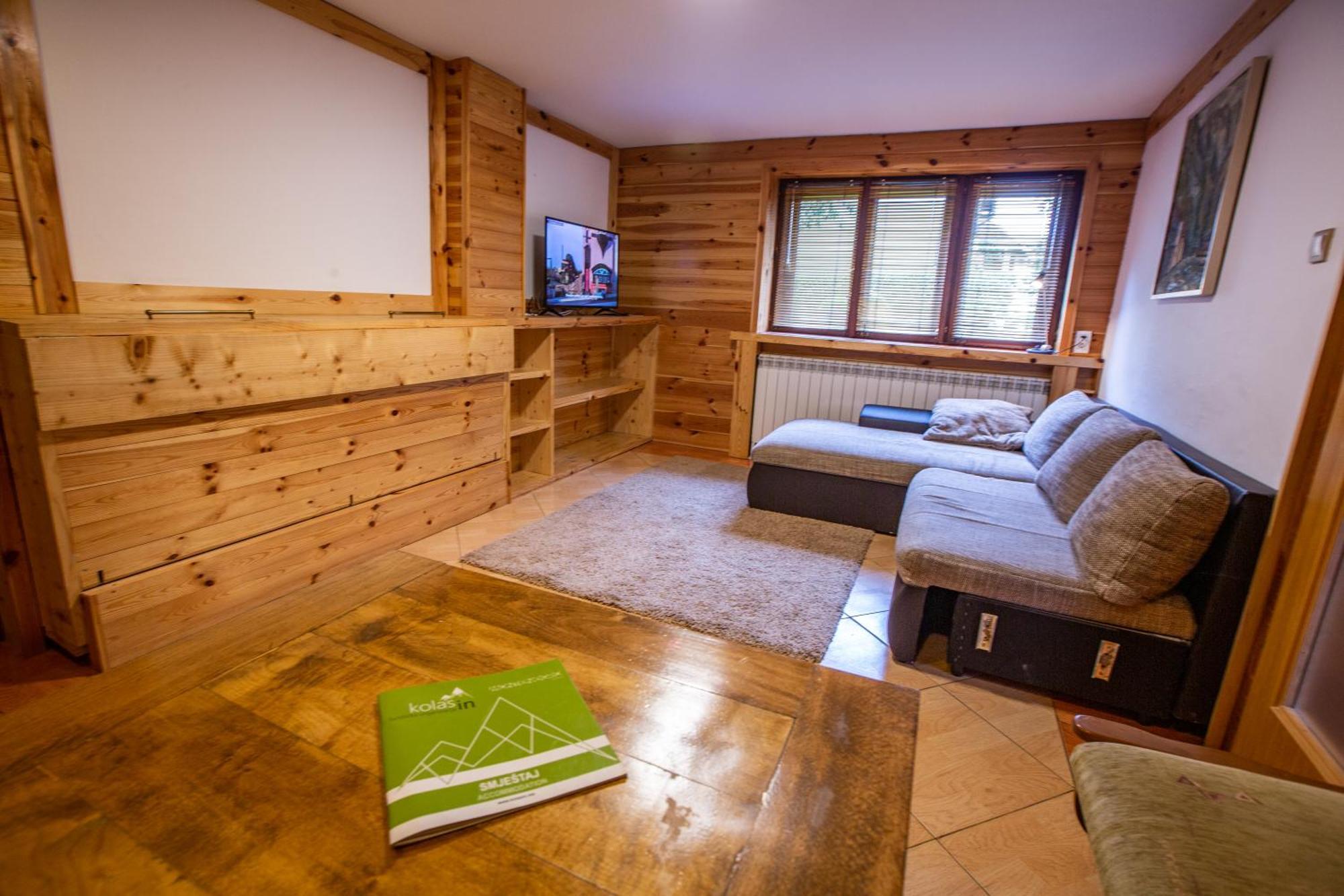 Apartments Tango Kolašin Kamer foto